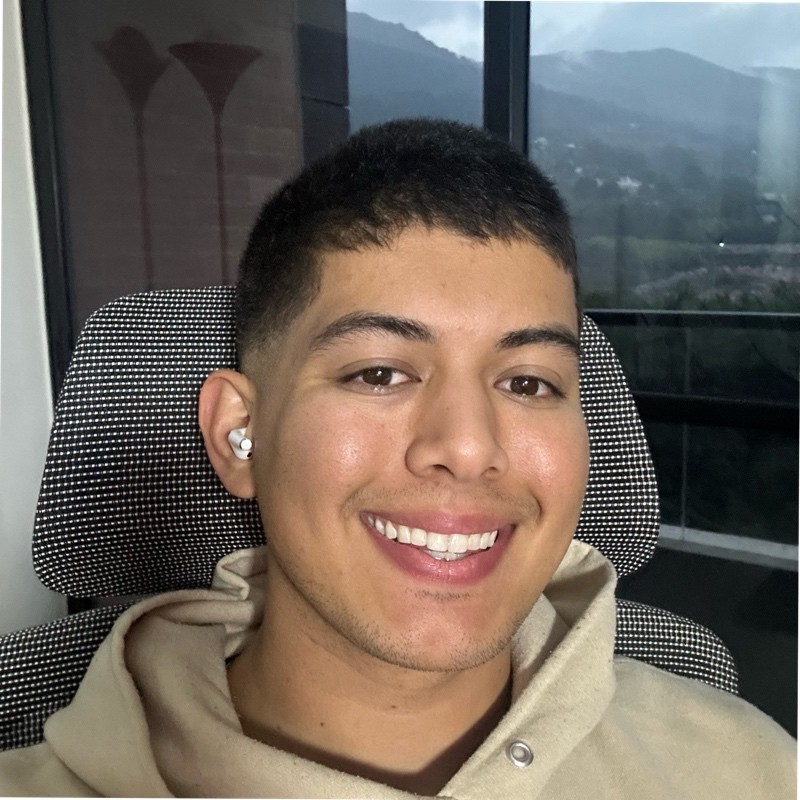 Jonathan Garces, founder of Modern Authority.